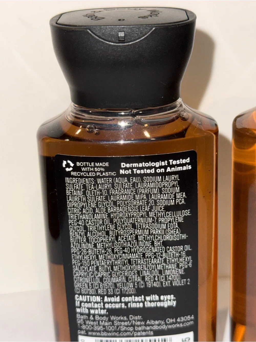 Bath & Body Works Mahogany Teakwood Men’s 3-in-1 Hair Body & Face Wash set of 2